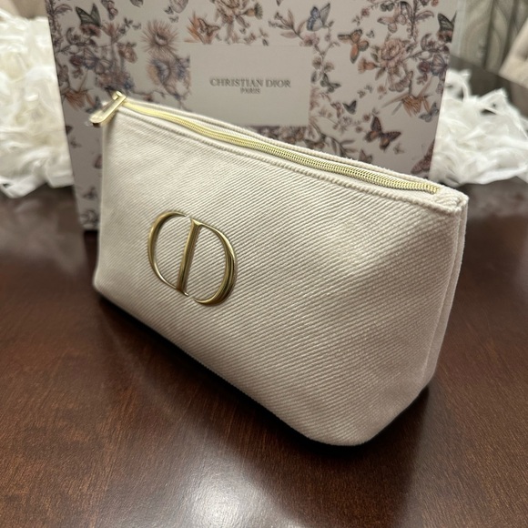 NWT Dior Large Cosmetics Pouch in Cream/Beige and Gold - Picture 2 of 6